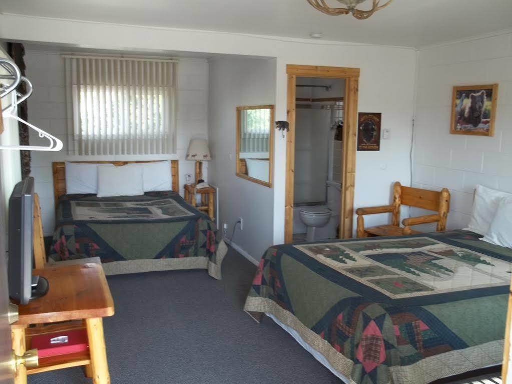 Budget Host Elk Antler Inn Термополис Екстериор снимка